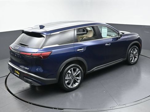 Used 2022 INFINITI QX60 Luxe AWD/4WD image 3