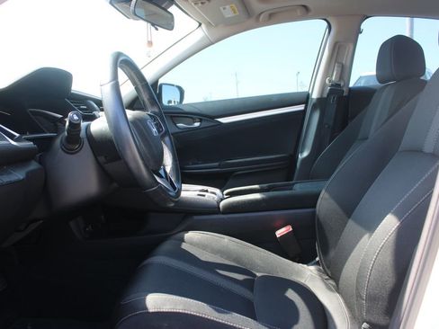 Used 2019 Honda Civic EX image 16