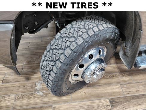 Used 2024 RAM 3500 Laramie image 4