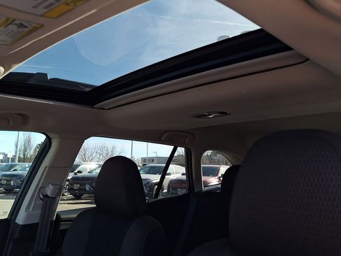 Used 2022 Subaru Outback Premium image 25