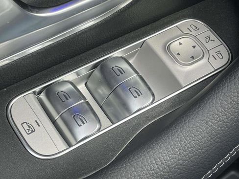 New 2026 Mercedes-Benz GLE 350 4MATIC image 32