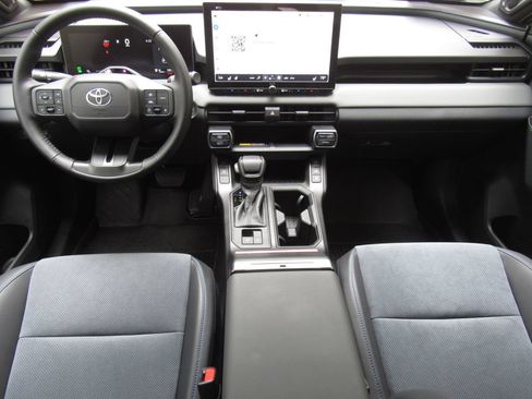 Certified 2026 Toyota RAV4 XSE w/ Weather Package AWD/4WD image 33