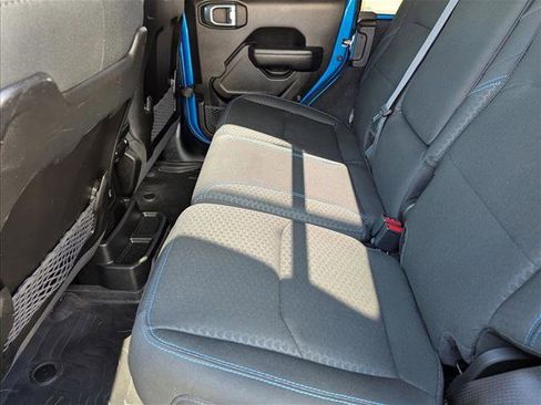 Used 2024 Jeep Wrangler Rubicon w/ Convenience Group image 18