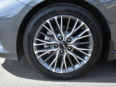 Used 2024 Kia Forte GT-Line w/ GT-Line Premium Package FWD image 12