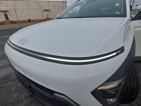 Used 2024 Hyundai Kona SEL AWD/4WD image 25