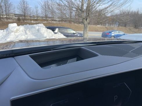 Certified 2024 BMW 540i xDrive w/ Premium Package image 24