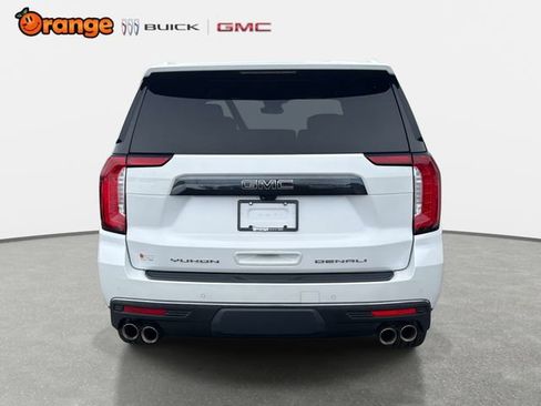 Used 2023 GMC Yukon Denali Ultimate w/ LPO, Floor Liner Package AWD/4WD image 4