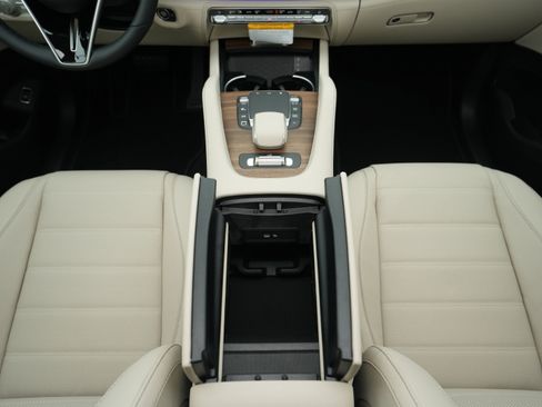 New 2026 Mercedes-Benz GLE 580 4MATIC image 28