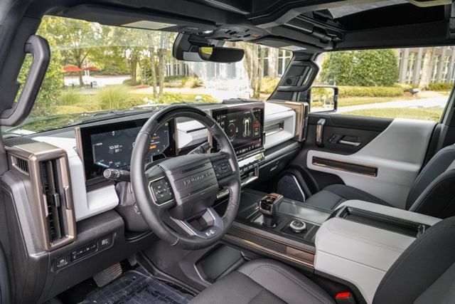 Used 2025 GMC Hummer EV 3X AWD/4WD image 27