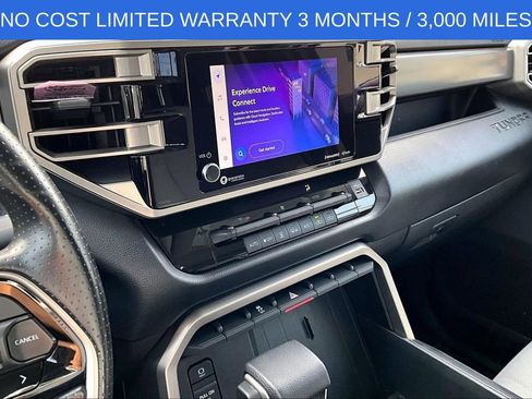 Used 2022 Toyota Tundra SR5 w/ SR5 Convenience Package image 6