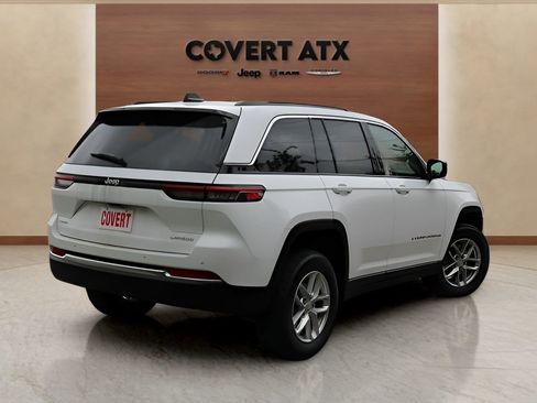 New 2026 Jeep Grand Cherokee Laredo X AWD/4WD image 5