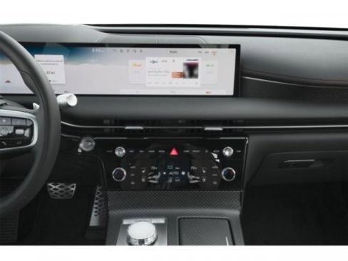 Used 2025 Genesis G80 2.5T Sport Prestige image 12