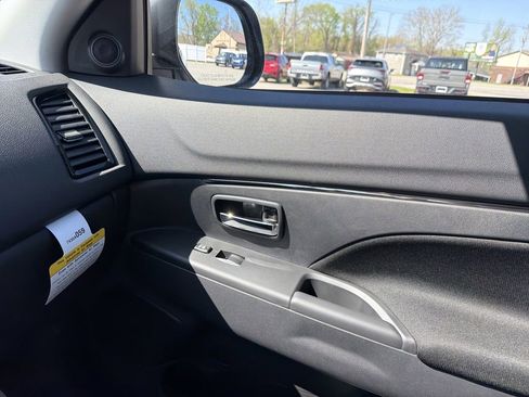 New 2026 Mitsubishi Outlander Sport LE AWD/4WD image 22