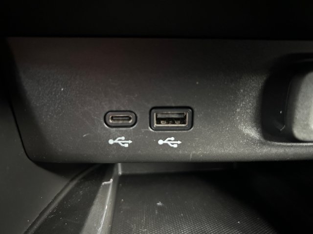 Used 2025 Buick Envista Sport Touring w/ Convenience I Package FWD image 30