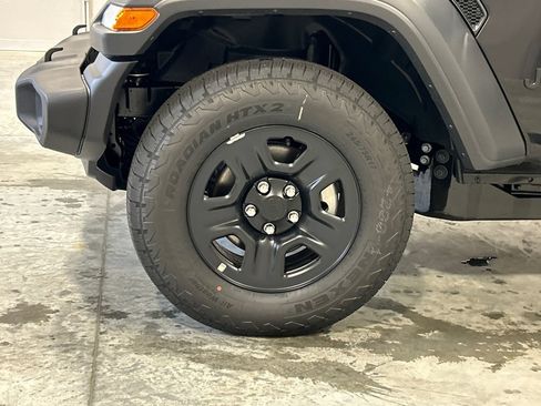 New 2026 Jeep Wrangler Unlimited Sport AWD/4WD image 11