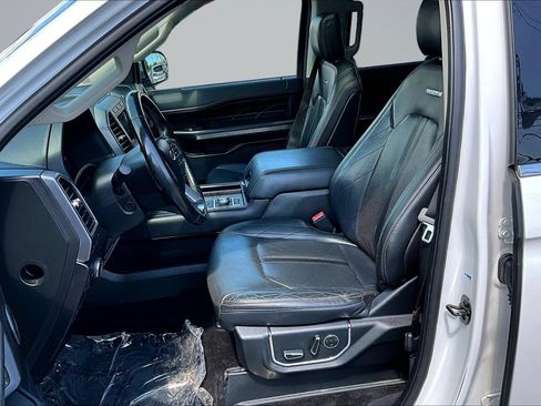 Used 2018 Ford Expedition Platinum AWD/4WD image 20