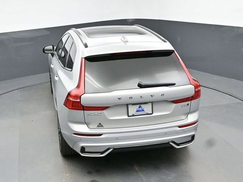 Used 2023 Volvo XC60 B5 Plus w/ Climate Package image 21