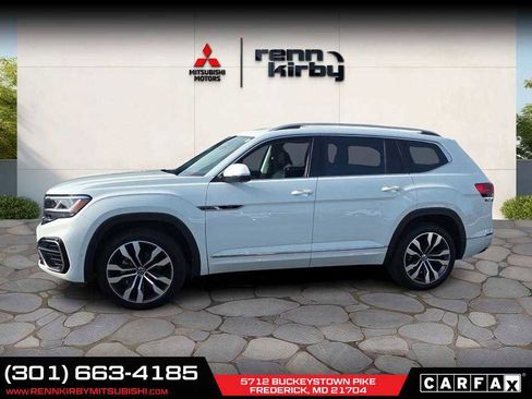 Used 2022 Volkswagen Atlas SEL Premium image 3