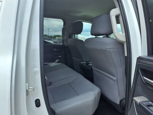 Used 2022 Toyota Tundra SR5 w/ SR5 Convenience Package RWD image 19