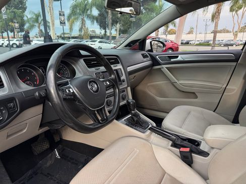 Used 2015 Volkswagen Golf SE w/ Lighting Package image 15