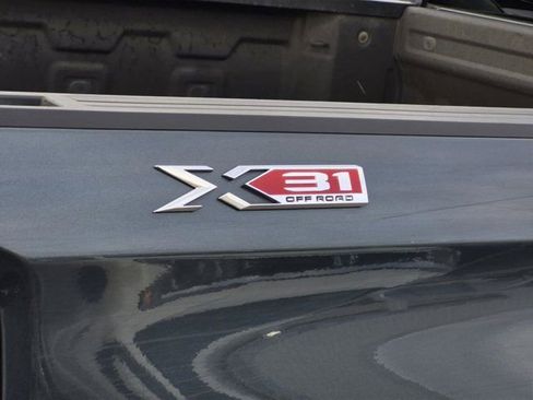 Used 2020 GMC Sierra 1500 SLT w/ SLT Premium Plus Package image 9