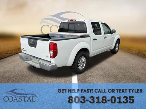 Used 2016 Nissan Frontier SV image 10