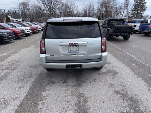 Used 2016 GMC Yukon SLT w/ Open Road Package image 4