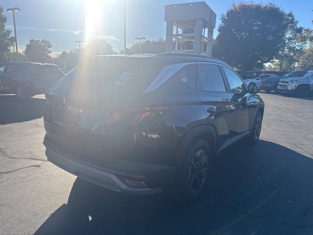 Used 2025 Hyundai Tucson SEL FWD image 4
