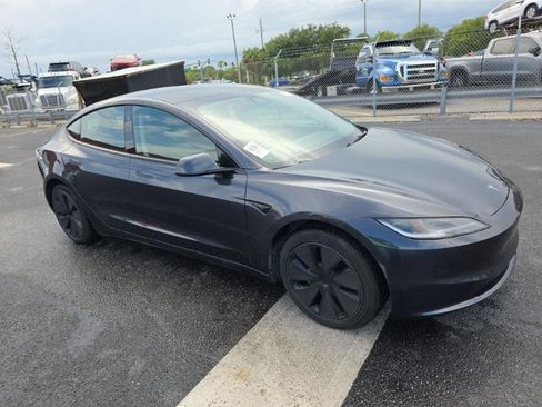 Used 2024 Tesla Model 3 Standard Range RWD image 3