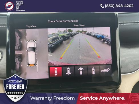 Used 2023 Jeep Grand Cherokee Limited w/ Luxury Tech Group II AWD/4WD image 24