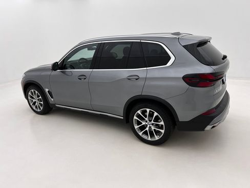 Certified 2024 BMW X5 xDrive40i w/ Premium Package image 10