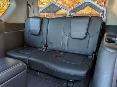 Used 2019 Nissan Armada Platinum w/ Captain's Chairs Package image 18