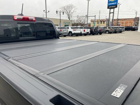 Used 2022 GMC Canyon AT4 image 35