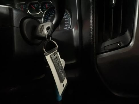 Used 2017 Chevrolet Silverado 1500 LT w/ All Star Edition AWD/4WD image 17