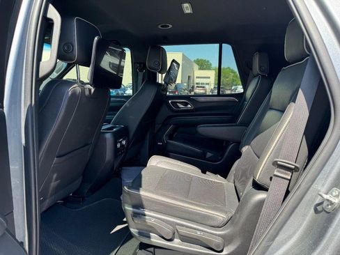 Used 2022 GMC Yukon SLT AWD/4WD image 12