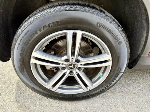 Used 2020 Mercedes-Benz GLC 300 4MATIC image 12