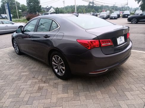 Used 2019 Acura TLX FWD image 4
