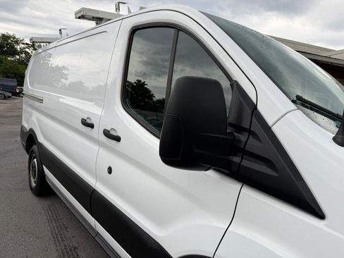 Used 2019 Ford Transit 250 130 Low Roof RWD image 8