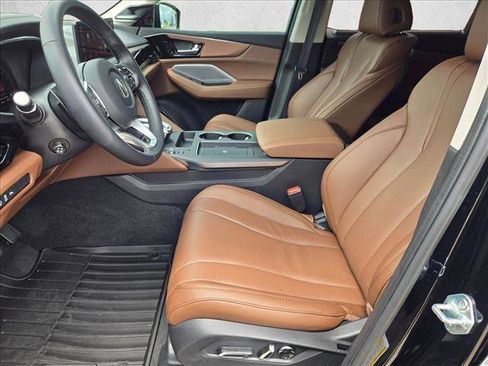 Certified 2026 Acura MDX FWD w/ Technology Package image 16