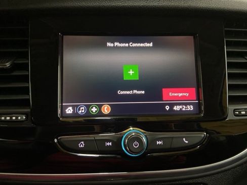 Used 2022 Buick Encore Preferred image 43