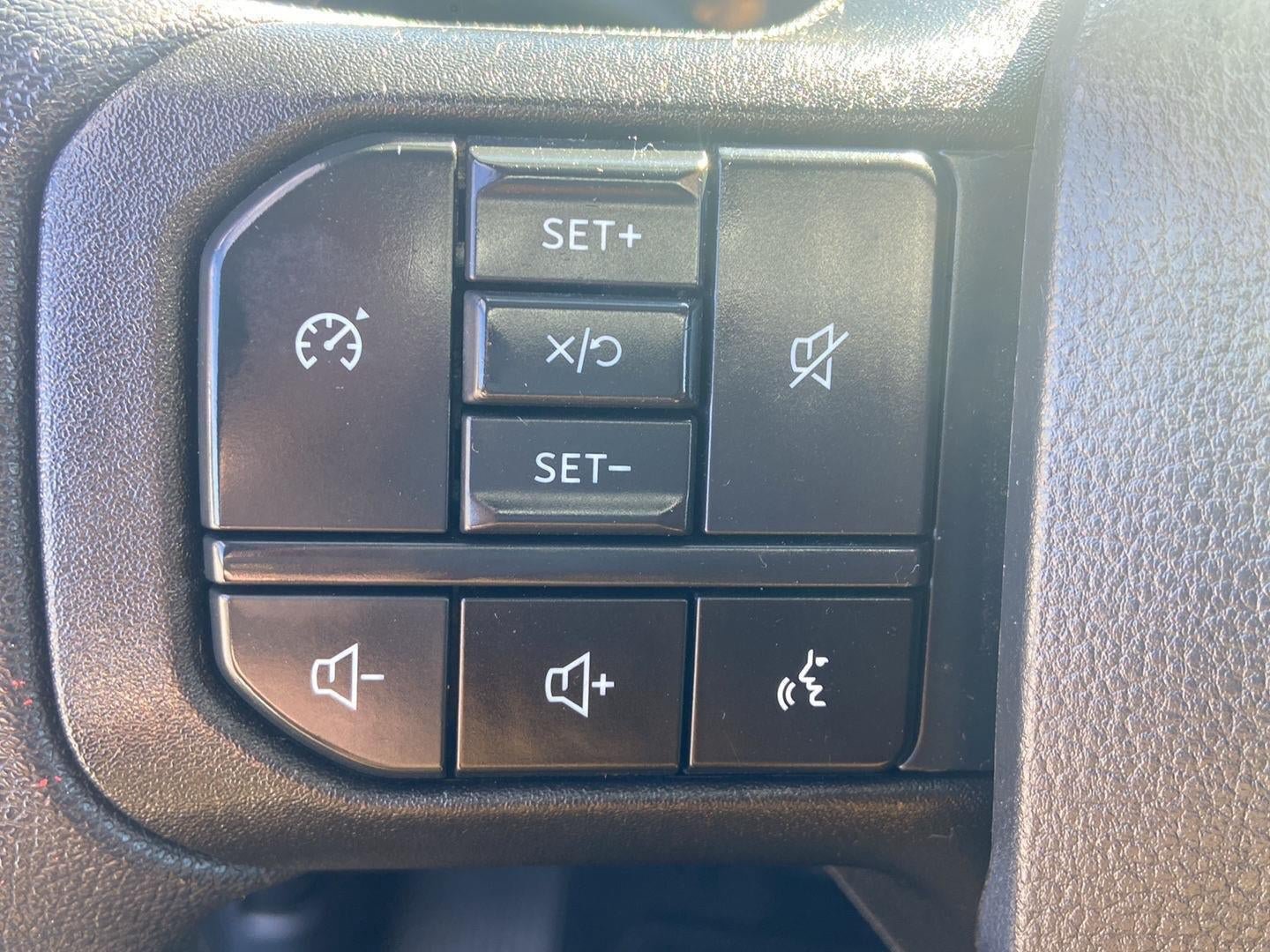 Used 2024 Ford F250 XLT AWD/4WD image 24