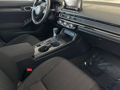 Used 2024 Honda Civic LX image 32
