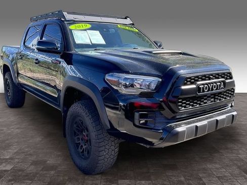 Used 2019 Toyota Tacoma TRD Pro AWD/4WD image 2