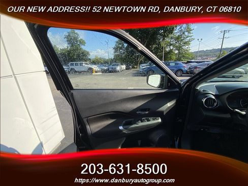 Used 2022 Nissan Kicks SV FWD image 12
