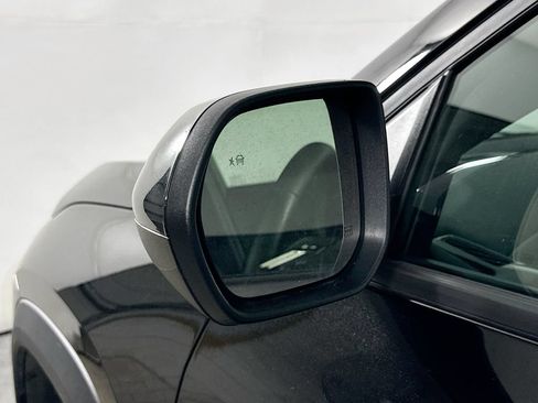 Used 2026 Chevrolet Equinox LT FWD image 36