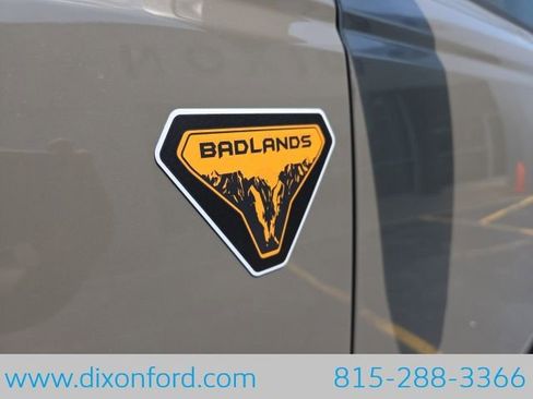 New 2025 Ford Bronco Badlands AWD/4WD image 8