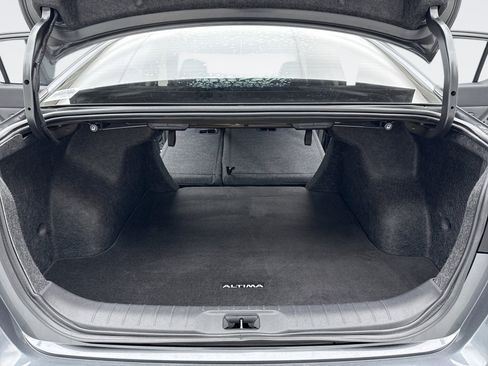 Used 2023 Nissan Altima 2.5 SV image 21