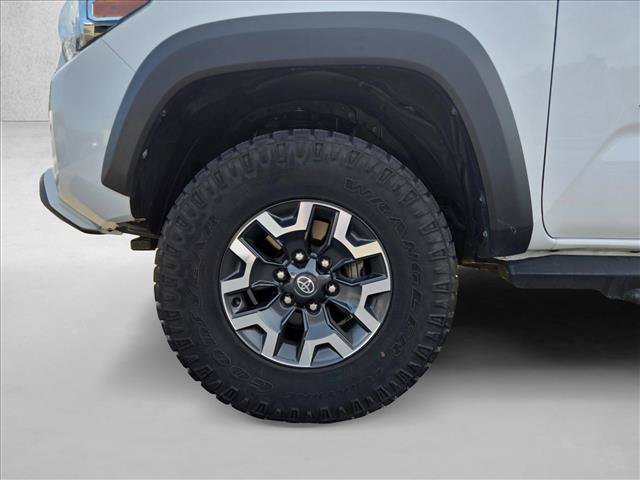 Used 2021 Toyota Tacoma TRD Off-Road w/ Technology Package RWD image 21