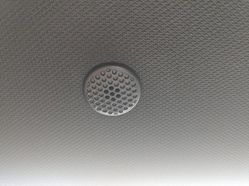 Used 2025 Buick Envista Preferred w/ Convenience II Package image 31