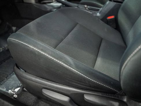 Used 2018 Toyota RAV4 XLE w/ Plus Extra Value Package AWD/4WD image 33